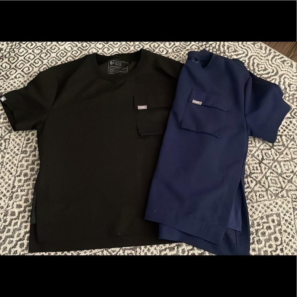 Figs scrub top bundle